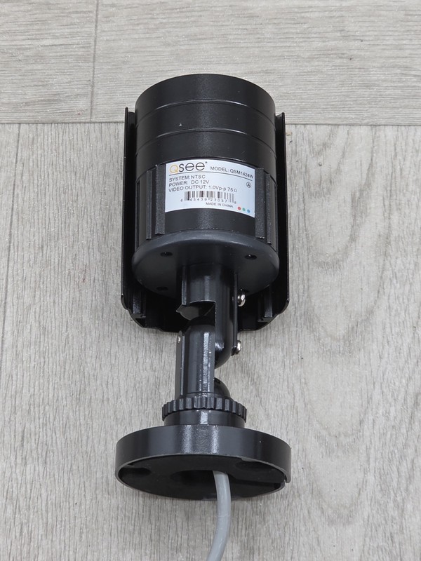 Q-See QSM1424W CMOS Security Camera 420TVL Day Night Weatherproof BNC Unit Only gallery