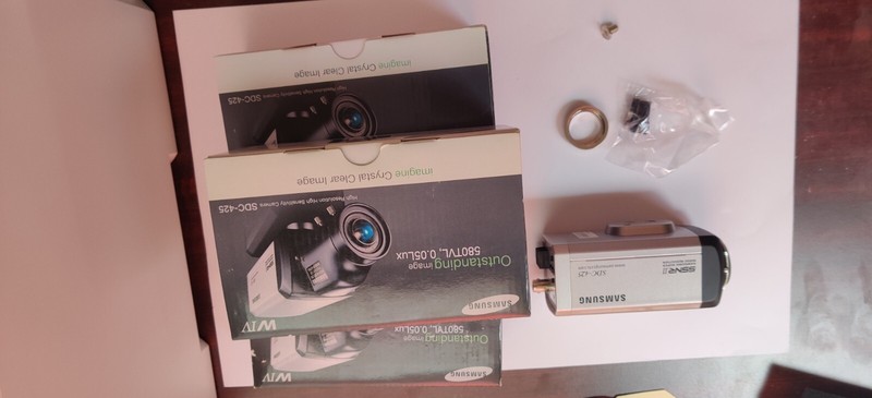 Samsung SDC-425 CCTV Cameras (Lightly used - in original box) gallery