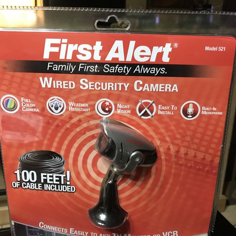 First Alert Full Color Camera Night Vision Security Model P521 100ft Cable Wired gallery