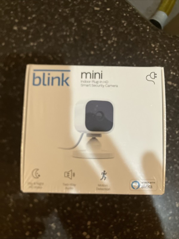 Blink Mini Indoor Plug-In Live HD Smart Security Camera (New in Box)