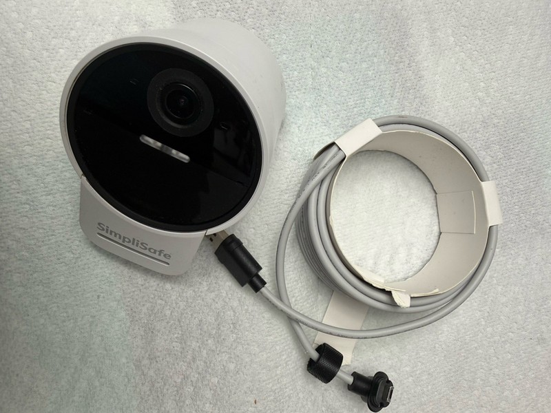SimpliSafe Outdoor Wi-Fi IP Bullet Camera 1080p Night Vision Motion 2-Way White
