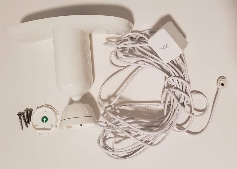 Arlo Pro 3 White Security Camera Free Floodlight 2K HDR Wifi Motion senson gallery