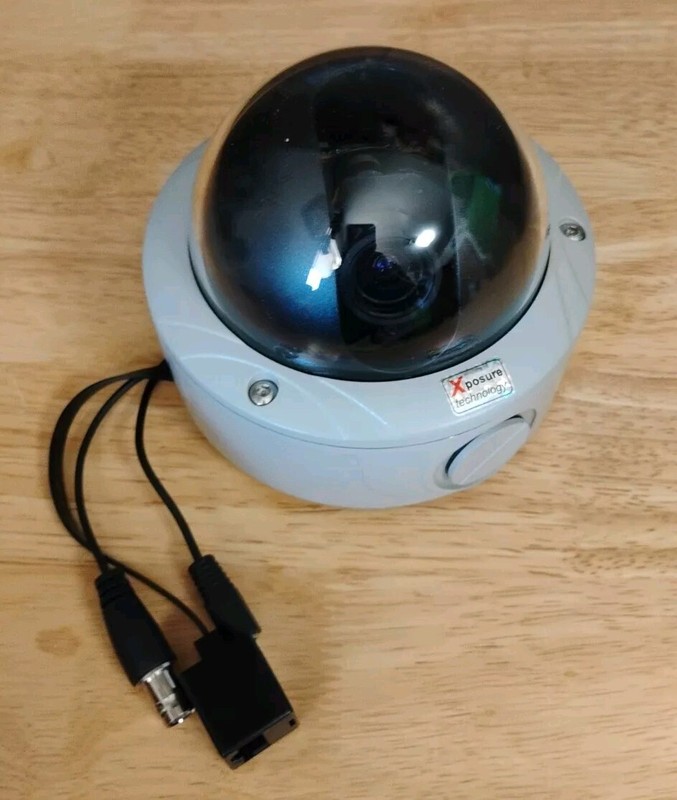 Interlogix UVD-XP4DNR-VA2 High-Resolution Vandal-Resistant Dome Camera .#Y361