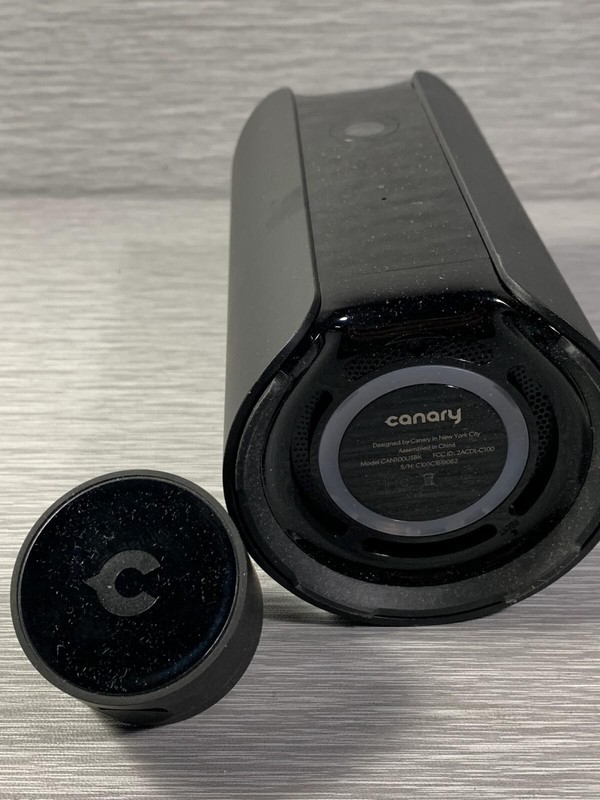 Canary CAN100USBK Indoor Home Security Camera 1080p FHD Wi-Fi | For Parts gallery