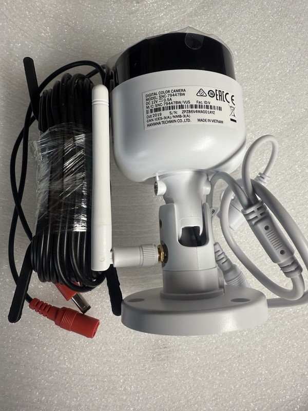 Wisenet SNC-79447BW Camera