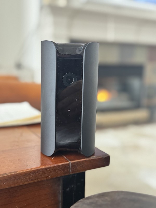Canary CAN400USBK Wireless Indoor Survellience Security Camera