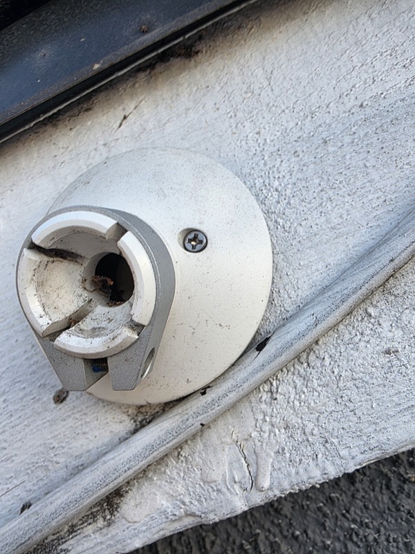 Ring Spotlight Cam Pro Battery White Outdoor Camera 2K gallery