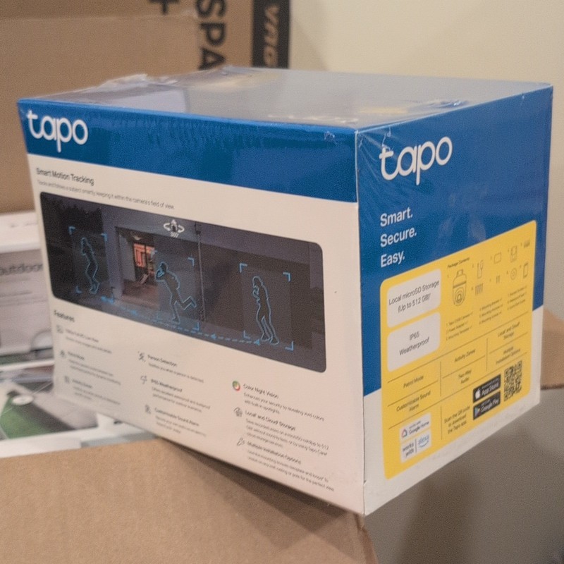 Tapo C500 Outdoor Pan-Tilt Wi-Fi IP Camera 1080p Color Night Vision 2-Way gallery