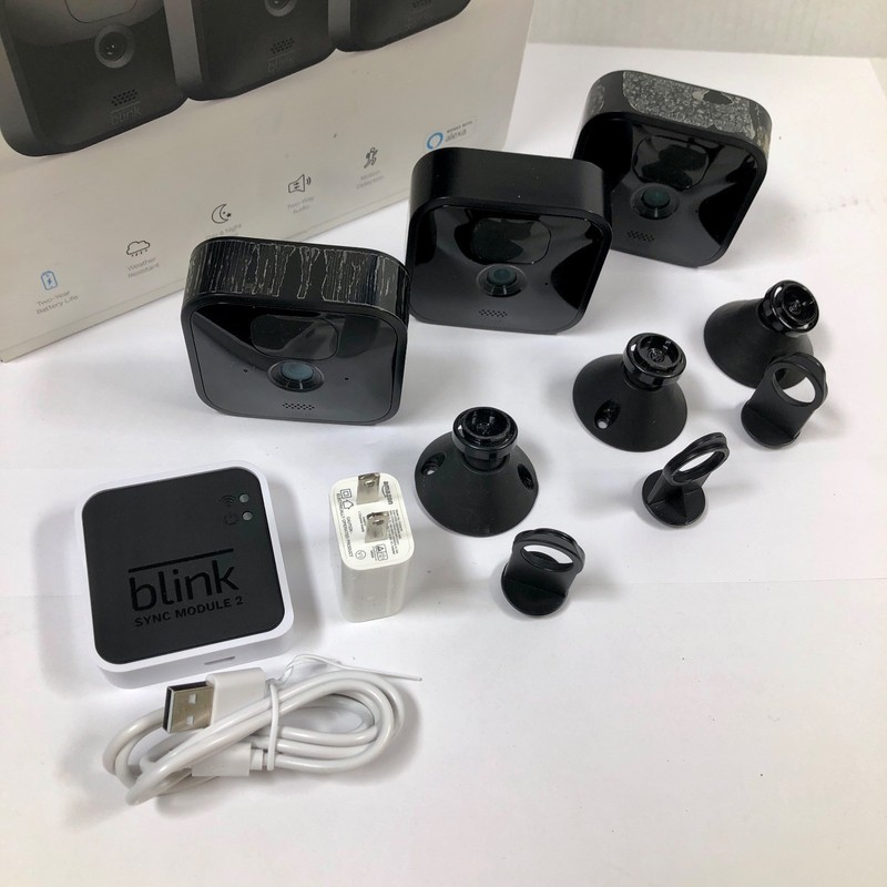 Blink Outdoor (3rd Generation) Security Camera - 3 Camera Kit gallery