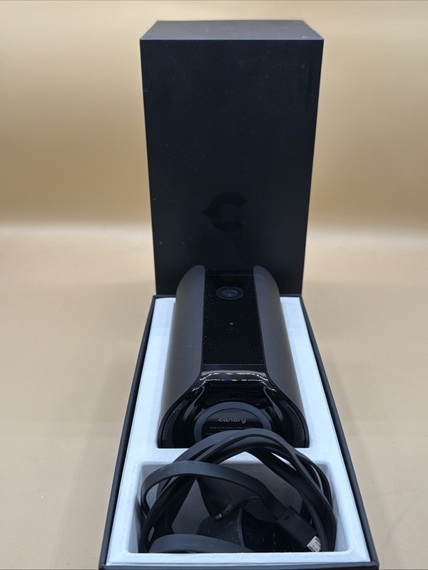 Canary CAN100USBK All-in-One Indoor 1080p HD Survellience Security Camera, Black