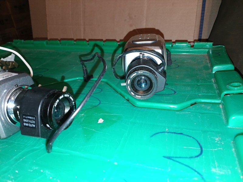 ALEPH BCLL540 security Camera 2 Good, One Bad Camera, Comes With Mounting Arms gallery