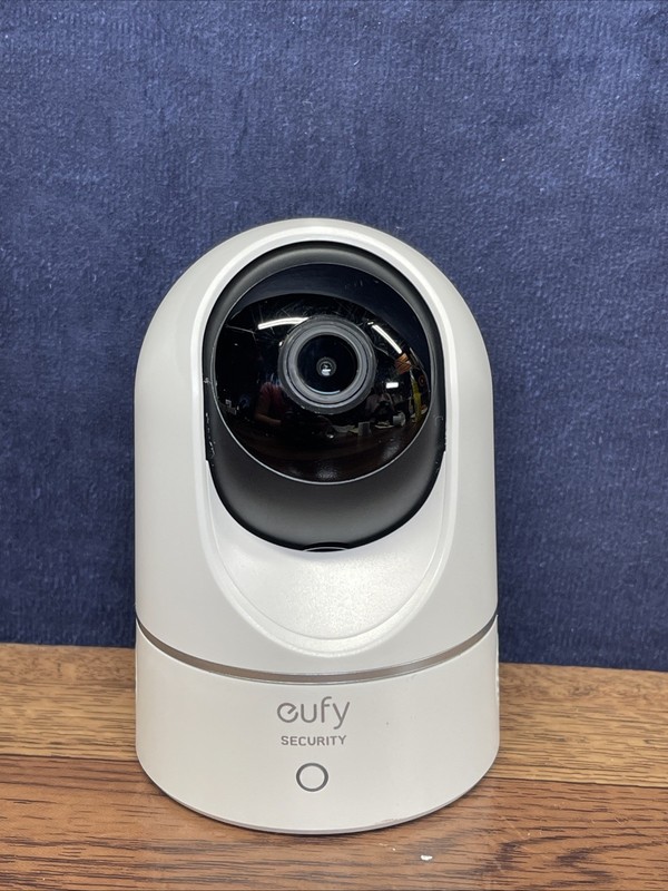 Eufy Indoor Camera E220 gallery