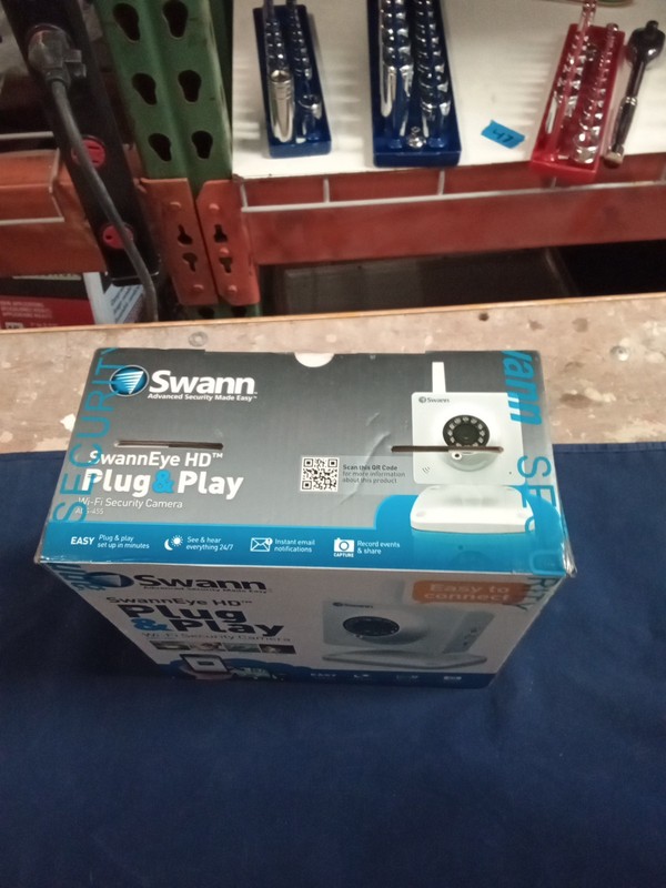 Wi-Fi Security Camera Swann SWADS-455CAM-US SwannEye HD Plug and Play Wi-Fi KIT gallery