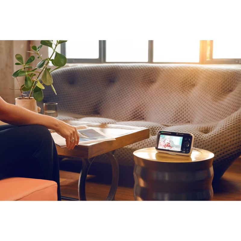 Motorola 5" Video Baby Monitor - PIP1500 gallery