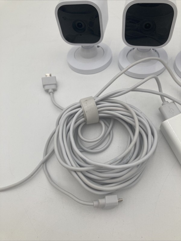 Lot of 3 Blink Security Cameras G8V1 w Power Adapter Cords White Tested Working gallery
