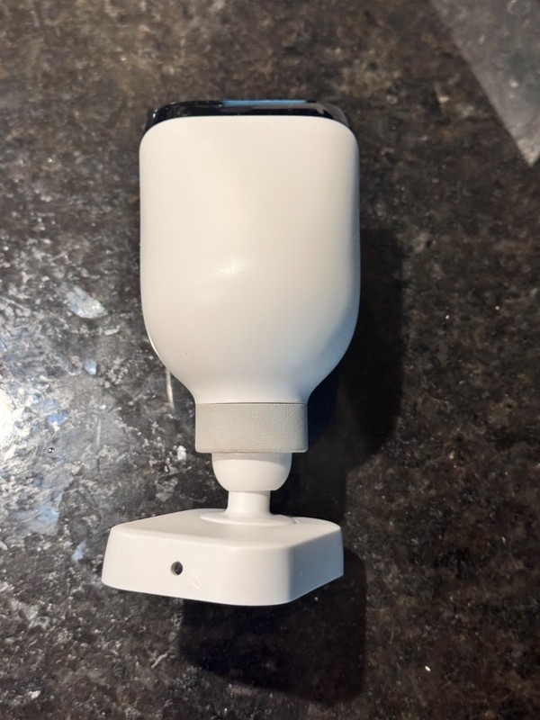 Vivint Outdoor Camera VS-ODC300-WHT gallery