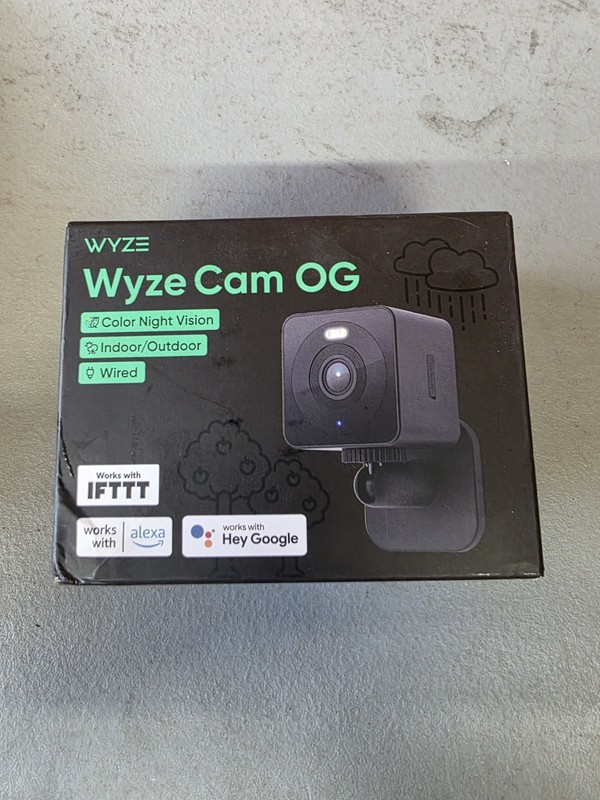 Wyze Cam OG 1080p Color Night Vision Spotlight Motion Black Wi-Fi Smart Sealed