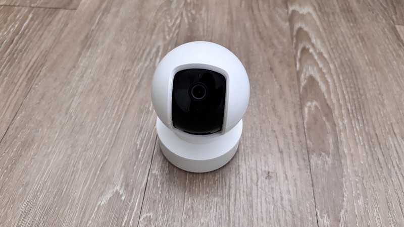 Kasa Indoor Pan/Tilt Smart Security Camera