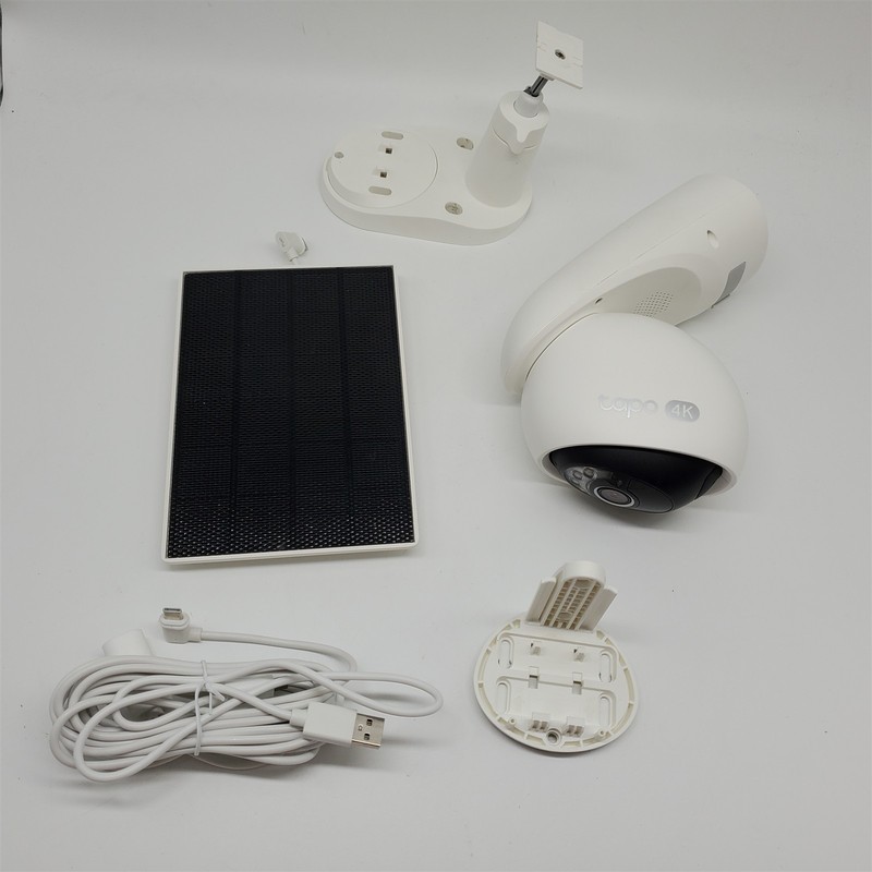 Tapo 4K Outdoor Camera Wireless, Battery Camera w/Solar Panel/Pan/Tilt/360° View