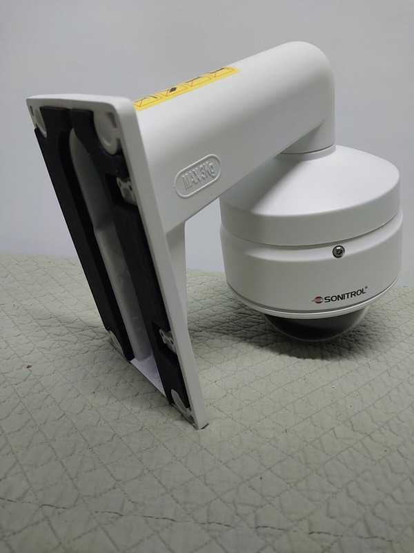 3xLOGIC VISIX 3MP IP Vandal-Dome Camera/IR SN-3M-D2-RIAWD Sonitrol W/Wall Arm gallery
