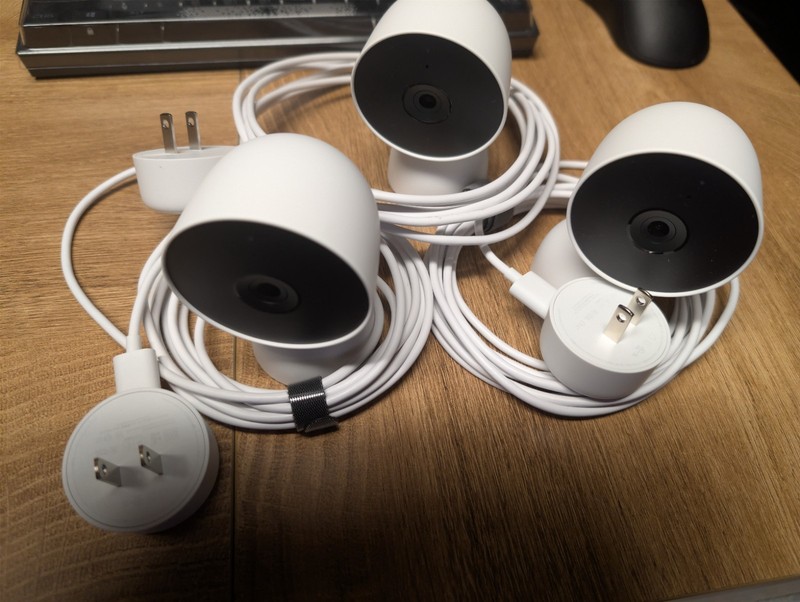 3x Google nest 2nd Gen Wired Camera Indoor (Cameras + AC brick)