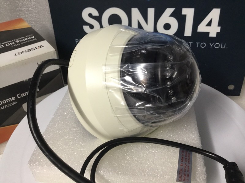 WISENET HD+ HCD-7030RA Security Color Camera W/ 6mm 4MP QHD CVBS (SN:004J) NEW! gallery