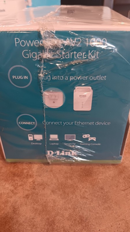 NEW D-Link HD Pan & Tilt Wi-Fi Camera and PowerLine AV2 1000 Gigabit Starter Kit gallery