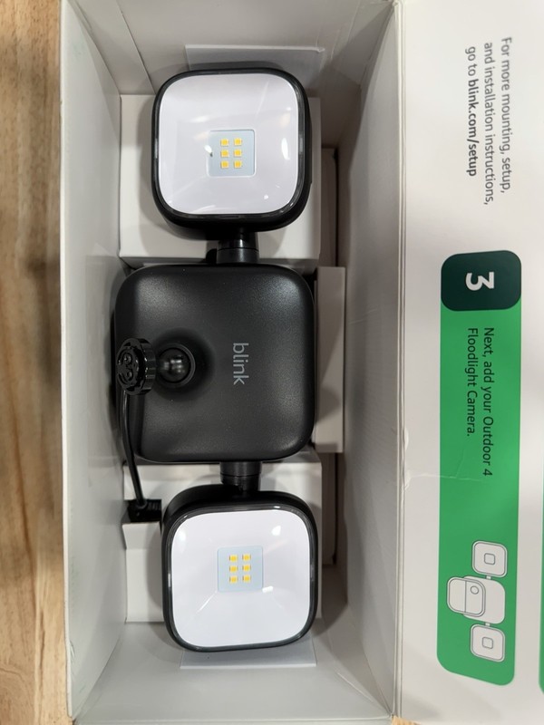 Blink Outdoor 4 Floodlight Camera Wireless Wi-Fi Smart Battery Operated gallery