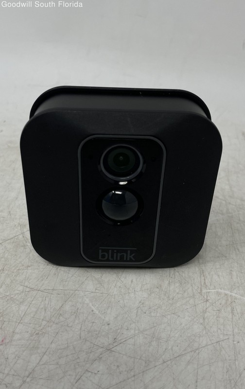 Blink XT2 Add-On Two-Way Audio 1080p HD Video Security Camera Not Tested gallery