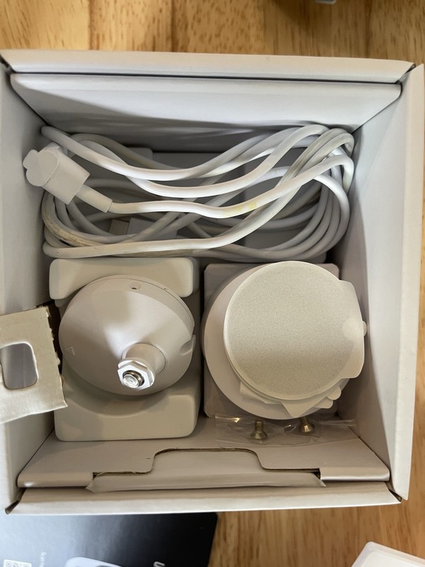 Lightly USED Ubiquiti Outdoor Unifi Protect G4 Instant Camera WiFi gallery