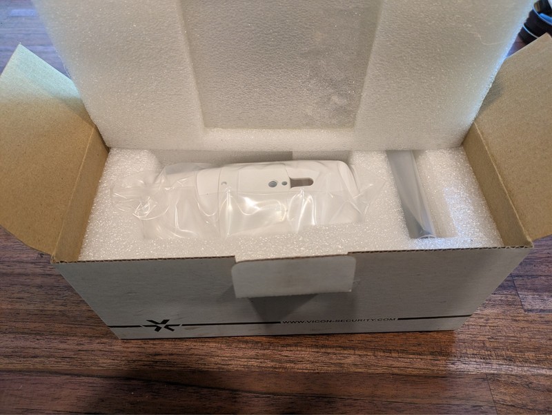 Vicon IQeye IQB93NI-A6 3MP Outdoor Bullet Security Camera PoE New in Box gallery