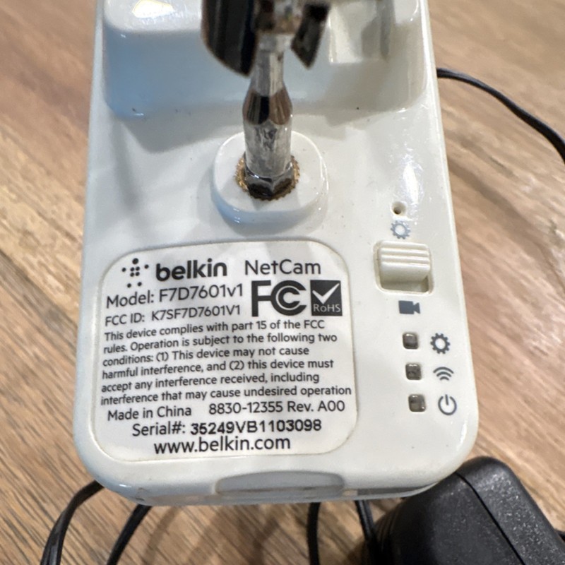 Belkin NetCam F7D7601v1 Indoor Wi-Fi IP Surveillance Camera Night Vision White gallery