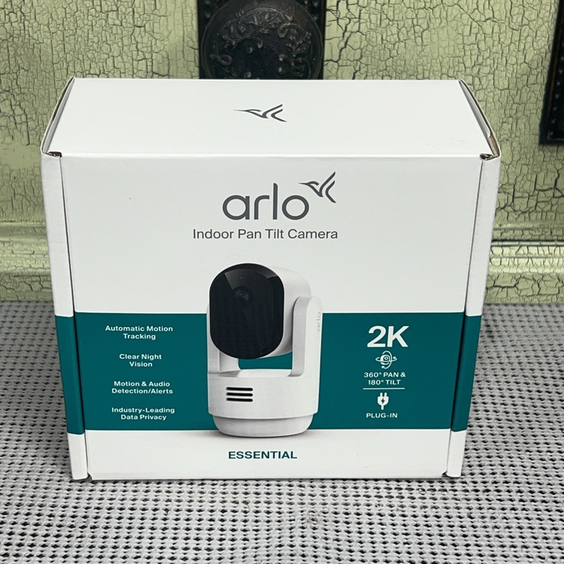 Arlo Indoor Pan Tilt Pet Camera 2K 360 Degree Pan 180 Tilt Plug in (BRAND NEW) gallery