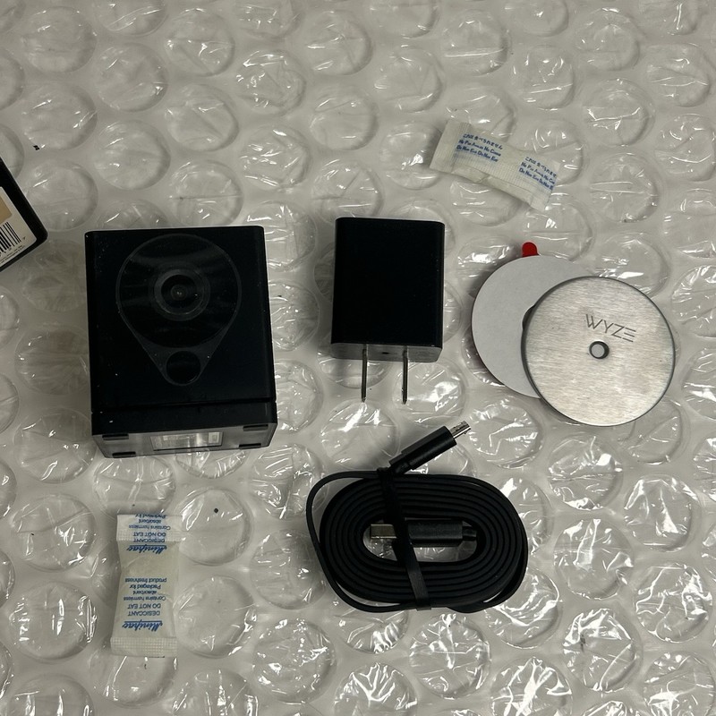 Wyze Cam V2 HD WiFi Indoor Camera, Black WYZEC2BK all box contents included gallery
