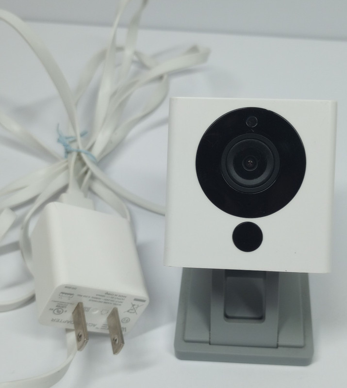 Wyze Cam v2 Indoor Wireless HD Indoor Smart Camera Model WYZEC2 with power cord