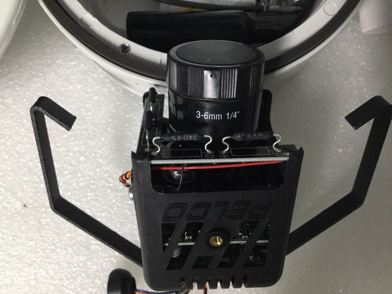 Pelco ICS100-2CRV3A Fully-Integrated Enclosure Security Camera Lens 480TVL 3-6mm gallery