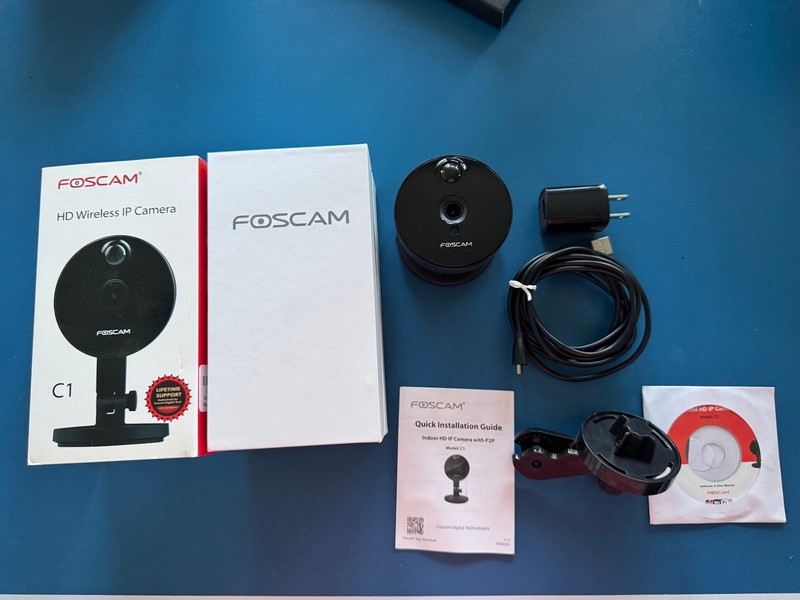 Foscam C1 Wireless IP Camera HD 720P Two Way Audio, Night Vision 1 mega Px gallery