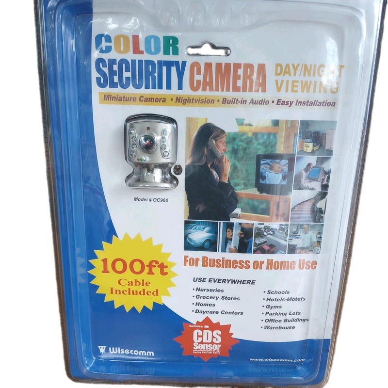 Wisecomm Color Day/Night Indoor Security Camera OC960 Night Vision-Audio NEW