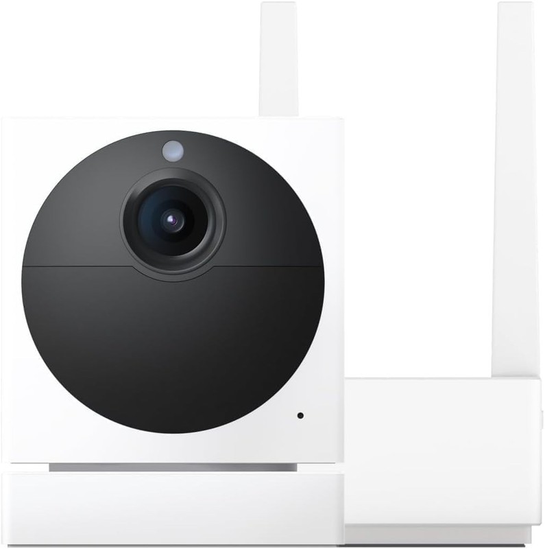 WYZE Cam Outdoor Starter Bundle v2 (Includes Base Station and 1 Camera), 1080p