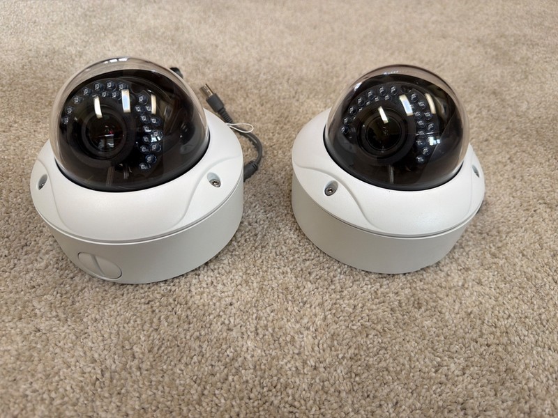 Luma Surveillance 500 Series Analog Dome Camera LUM-500-DOM-A-WH (White) o880