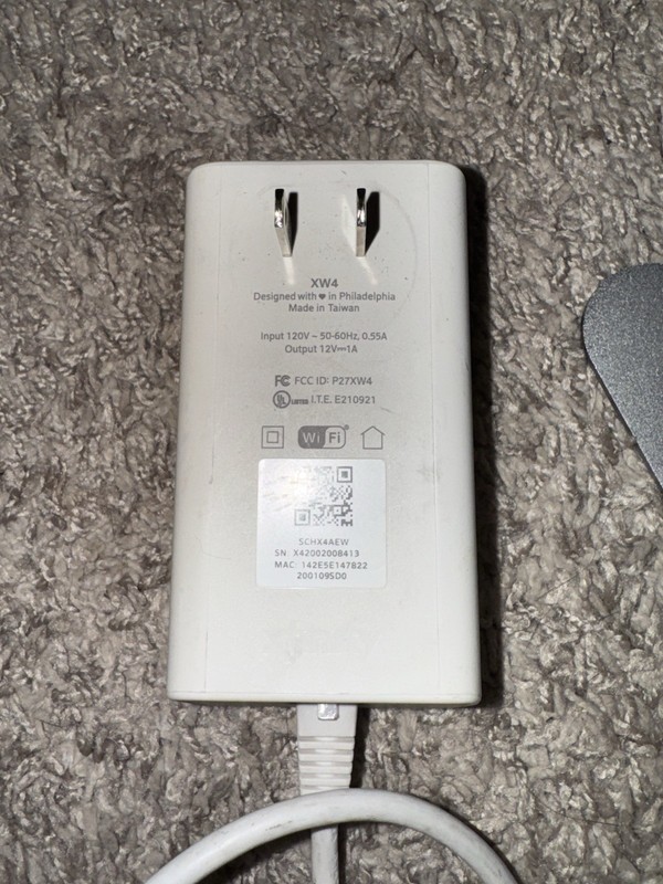 Comcast Xfinity XCAM Security Surveillance Camera with XW4 Power Adapter Untest gallery