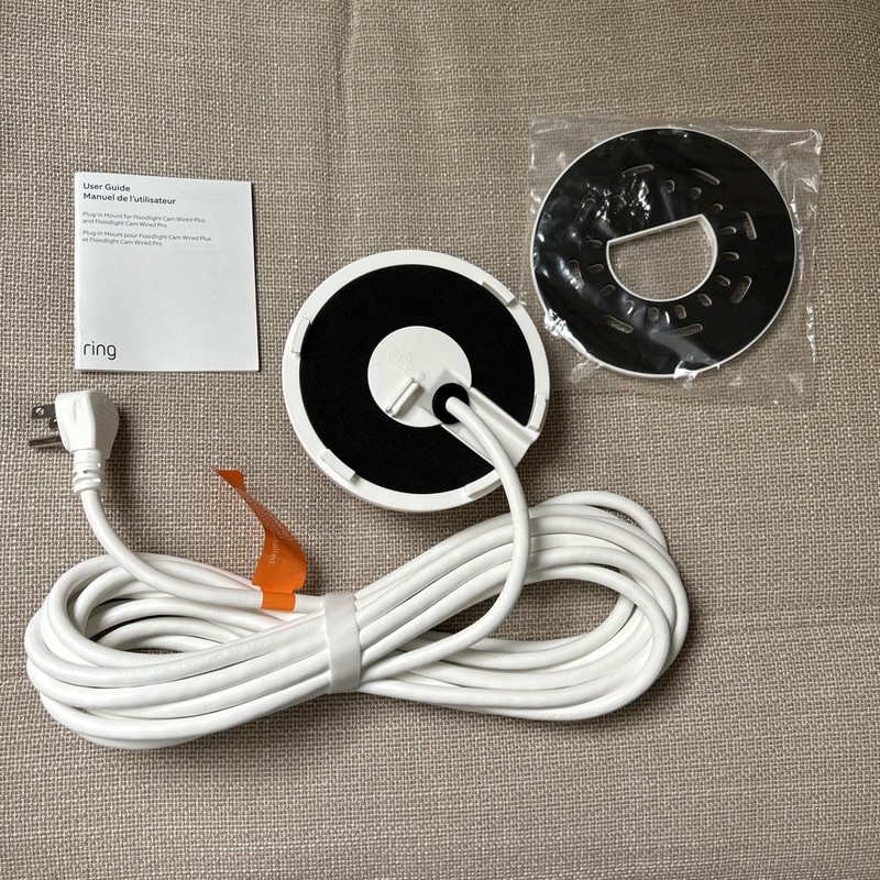 Ring Plug-In Mount For Floodlight Cam Wired Pro And Plus – White