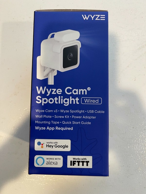 WYZE WIRED WYZE CAM SPOTLIGHT WIRED CAMERA #WYZEC3SLL OUTDOOR SECURITY-NEW gallery