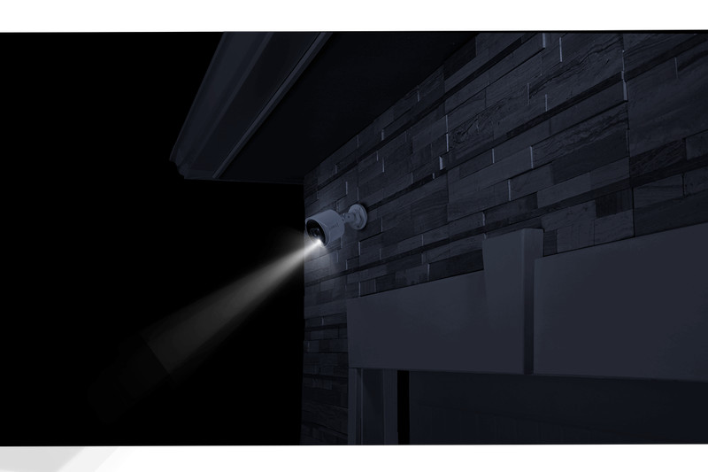 Lorex C882DA 4K Ultra HD Analog Active Deterrence Bullet, Camera Only(M.Ref) gallery
