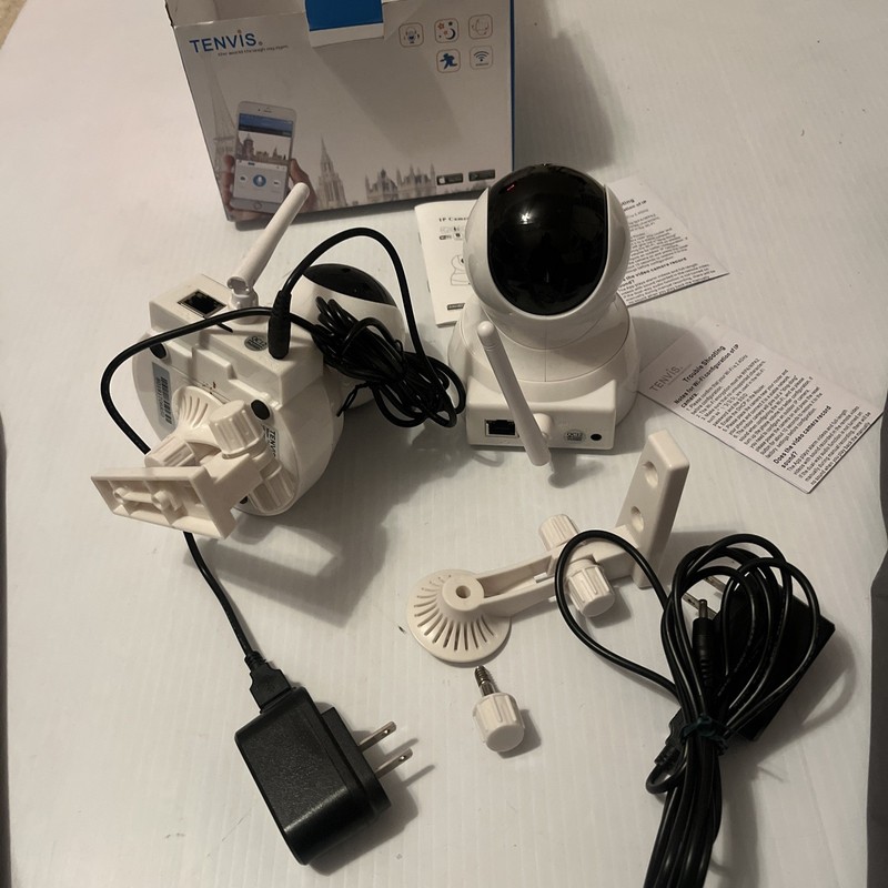 TENVIS AE8312 Wireless IP Security Cameras HD 720P Night Vision 2 Cameras