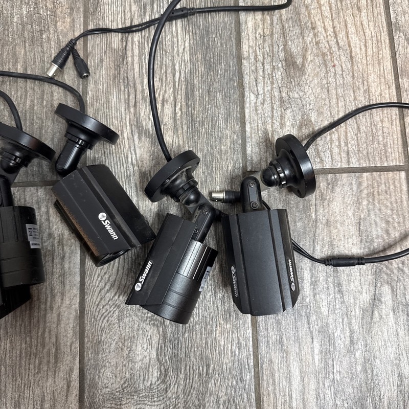 Swann Pro-530 Security Camera Lot Of 4 with Cables Pro Series CCTV A1 gallery
