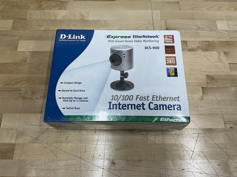 D-Link DCS-900 10/100 Fast Ether Web-based Home Video Monitoring Internet Camera