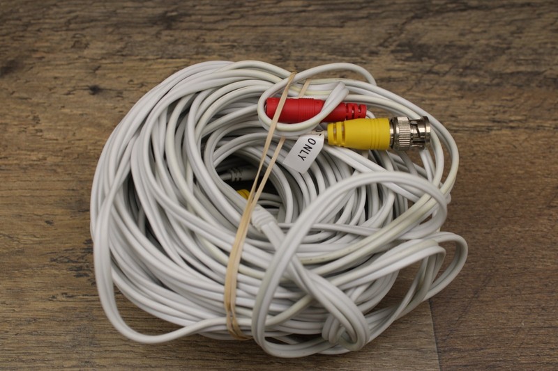 Wisenet SDC-89447BF Color HD Security Camera and 60ft Cable gallery