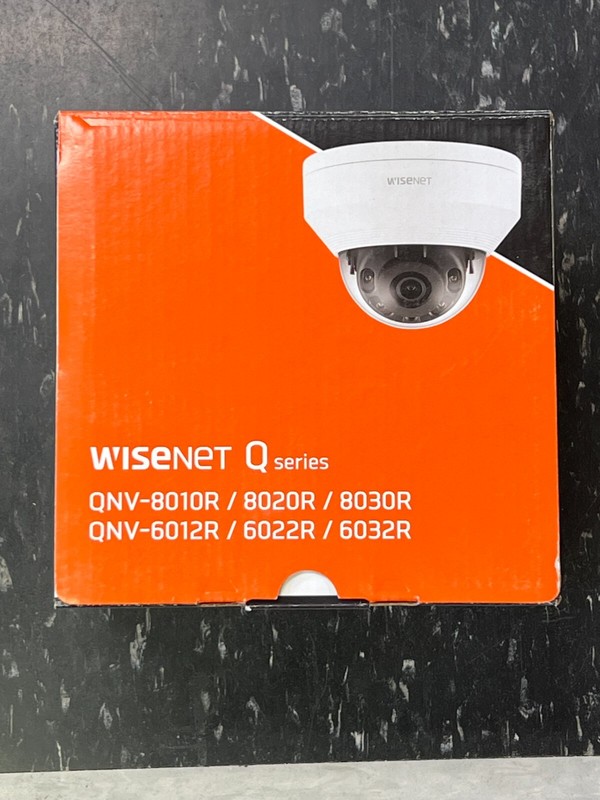 Wisenet Complete Security Camera System. Includes NVR, (8) 5MP Cameras, Licenses gallery