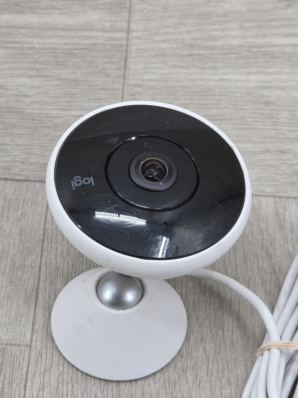 Logitech V-R0008 Security Camera White gallery